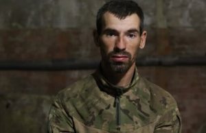 Полонений окупант про ситуацію на фронті: “Нас как мышей кинули, сказали, если назад вернемся, нас... Полонений-окупант-про-ситуацію-на-фронті:-“Нас-как-мышей-кинули,-сказали,-если-назад-вернемся,-нас.