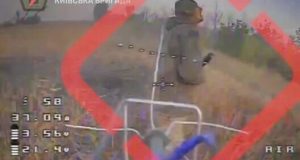 Воїни Київської штурмової бригади влучно атакують російських піхотинців. ВIДЕО Воїни-Київської-штурмової-бригади-влучно-атакують-російських-піхотинців.-ВiДЕО