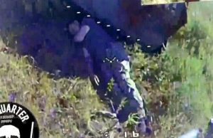 Дрон-камікадзе атакує окупанта, поки той спить. ВIДЕО Дрон-камікадзе-атакує-окупанта,-поки-той-спить.-ВiДЕО