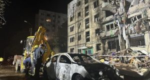 Наслідки удару КАБом по багатоповерхівці у Харкові. ВІДЕО+ФОТОрепортаж Наслідки-удару-КАБом-по-багатоповерхівці-у-Харкові.-ВІДЕО+ФОТОрепортаж