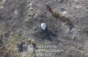 Український дрон знищує намет з російським “туристом”. ВIДЕО Український-дрон-знищує-намет-з-російським-“туристом”.-ВiДЕО