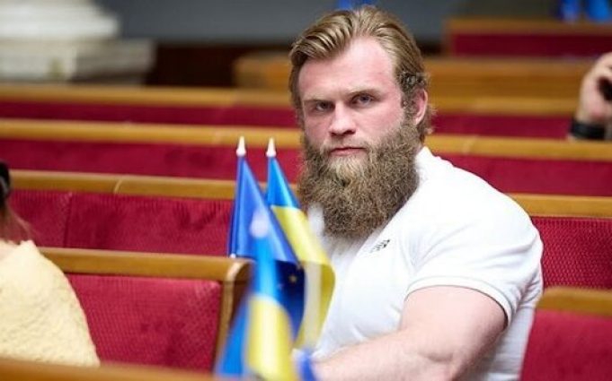 Втеча “слуги народу” Дмитрука була не спонтанною, а ретельно продуманою, – ЗМІ. ВІДЕО+ФОТОрепортаж Втеча-“слуги-народу”-Дмитрука-була-не-спонтанною,-а-ретельно-продуманою,-–-ЗМІ.-ВІДЕО+ФОТОрепортаж