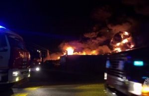 У Пермській області РФ палає приватна нафтобаза. ВIДЕО У-Пермській-області-РФ-палає-приватна-нафтобаза.-ВiДЕО