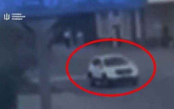 Підірвано авто “начальника фізичної охорони” ЗАЕС Короткого, який пішов на співпрацю з РФ, – ГУР.... Підірвано-авто-“начальника-фізичної-охорони”-ЗАЕС-Короткого,-який-пішов-на-співпрацю-з-РФ,-–-ГУР.