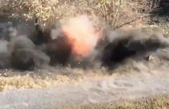 Окупант зник після влучання дрона-камікадзе. ВIДЕО Окупант-зник-після-влучання-дрона-камікадзе.-ВiДЕО