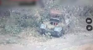 Воїни 47 ОМБр фугасним зарядом знищили бойову машину десанту росіян. ВIДЕО Воїни-47-ОМБр-фугасним-зарядом-знищили-бойову-машину-десанту-росіян.-ВiДЕО