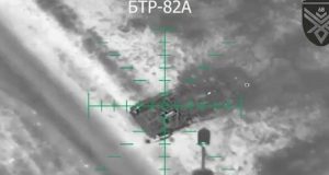 “Шершні Довбуша” атакували ворожий БТР-82А, а також бліндаж з особовим складом. ВIДЕО “Шершні-Довбуша”-атакували-ворожий-БТР-82А,-а-також-бліндаж-з-особовим-складом.-ВiДЕО