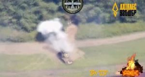 Воїни 92 ОШБр уразили ворожий ЗРК “Оса”, танк Т-72 і БМП-3 окупантів. ВIДЕО Воїни-92-ОШБр-уразили-ворожий-ЗРК-“Оса”,-танк-Т-72-і-БМП-3-окупантів.-ВiДЕО