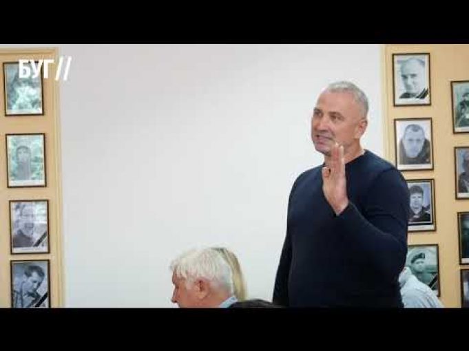 Представники підприємства, що будує вітроелектростанцію в Іваничівській громаді відвідали сесію (ВІДЕО) Представники підприємства, що будує вітроелектростанцію в Іваничівській громаді відвідали сесію (ВІДЕО)