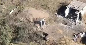 Бійці 72 ОМБр знищили льох, де переховувалися російські загарбники. ВIДЕО Бійці-72-ОМБр-знищили-льох,-де-переховувалися-російські-загарбники.-ВiДЕО