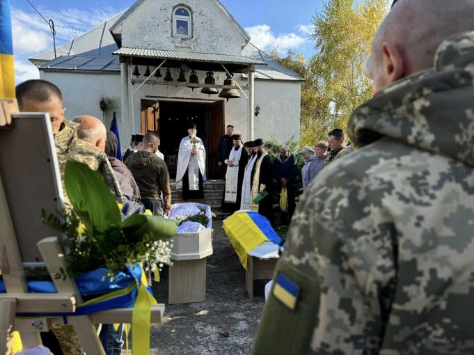 Нововолинська громада попрощалася із Захисником України Степаном Бірюковим Нововолинська-громада-попрощалася-із-Захисником-України-Степаном-Бірюковим