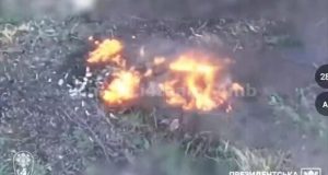 Бійці Президентської бригади нищать групу російської піхоти на Сватівському напрямку. ВIДЕО Бійці-Президентської-бригади-нищать-групу-російської-піхоти-на-Сватівському-напрямку.-ВiДЕО