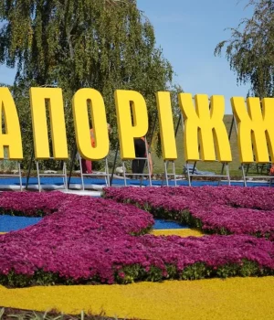 Окупанти-вдарили-по-Запоріжжю,-є-поранений