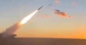 Український ЗРК “Бук” знищує російську повітряну ціль. ВIДЕО Український-ЗРК-“Бук”-знищує-російську-повітряну-ціль.-ВiДЕО