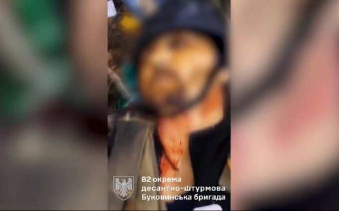 Українські десантники показали ліквідованих російських морпіхів в Курській області. ВIДЕО Українські-десантники-показали-ліквідованих-російських-морпіхів-в-Курській-області.-ВiДЕО