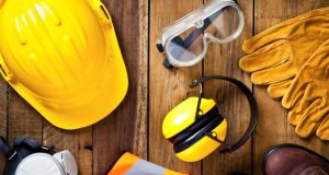 Охорона праці на підприємстві: організація, фінансування, відповідальність Охорона-праці-на-підприємстві:-організація,-фінансування,-відповідальність