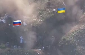 Український воїн ліквідовує трьох окупантів під час атаки на ворожу позицію. ВIДЕО Український-воїн-ліквідовує-трьох-окупантів-під-час-атаки-на-ворожу-позицію.-ВiДЕО