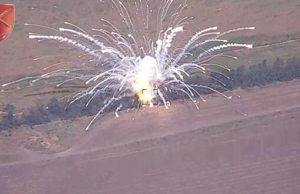 Ракета “HIMARS” прямим влучанням знищує ЗРК “Бук-М2” росіян. ВIДЕО Ракета-“himars”-прямим-влучанням-знищує-ЗРК-“Бук-М2”-росіян.-ВiДЕО