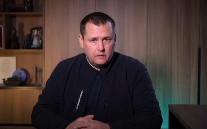 Правоохоронці блокують допомогу армії від міськради Дніпра. ВIДЕО Правоохоронці-блокують-допомогу-армії-від-міськради-Дніпра.-ВiДЕО
