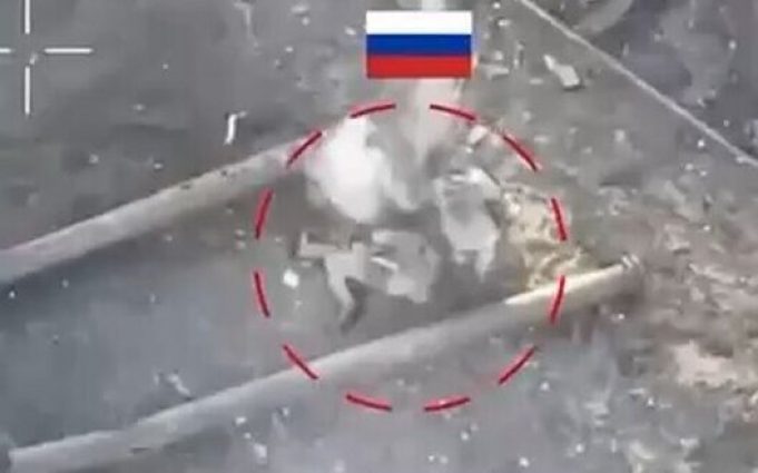 Ліквідація окупантів у стрілецькому бою: “Для цих двох “есвео” вже закінчилося”. ВIДЕО Ліквідація-окупантів-у-стрілецькому-бою:-“Для-цих-двох-“есвео”-вже-закінчилося”.-ВiДЕО