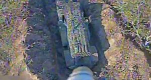 Знищення дроном російської РСЗВ БМ-27 “Ураган” у Запорізькій області. ВIДЕО Знищення-дроном-російської-РСЗВ-БМ-27-“Ураган”-у-Запорізькій-області.-ВiДЕО