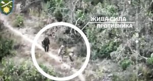 Удар по групі ворожої піхоти з ПТРК “Стугна-П” від бійців 66 ОМБр на Донеччині. ВIДЕО Удар-по-групі-ворожої-піхоти-з-ПТРК-“Стугна-П”-від-бійців-66-ОМБр-на-Донеччині.-ВiДЕО