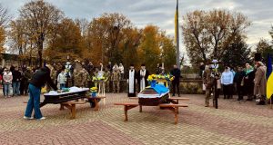 Нововолинська громада віддала останню шану двом Героям Нововолинська-громада-віддала-останню-шану-двом-Героям
