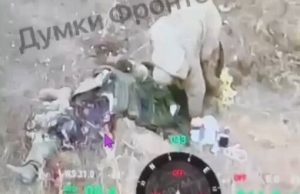 Окупант мародерить свого ліквідованого поплічника: “От сука – чорти й#бані”. ВIДЕО Окупант-мародерить-свого-ліквідованого-поплічника:-“От-сука-–-чорти-й#бані”.-ВiДЕО