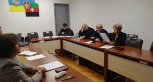 Підготовка до сесії Нововолинської міської ради: працювала постійна депутатська комісія Підготовка-до-сесії-Нововолинської-міської-ради:-працювала-постійна-депутатська-комісія