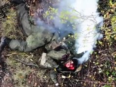 Тіло ліквідованого окупанта рясно димить на полі бою. ВIДЕО 18+ Тіло-ліквідованого-окупанта-рясно-димить-на-полі-бою.-ВiДЕО-18+