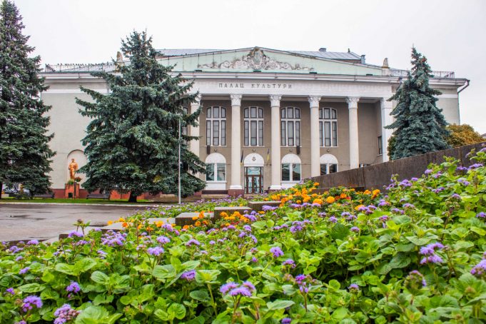 Аматорські колективи Нововолинської громади підтвердили почесні звання “зразковий” та “народний” Аматорські-колективи-Нововолинської-громади-підтвердили-почесні-звання-“зразковий”-та-“народний”