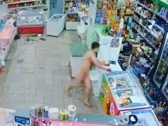 Голий “герой сво” влаштував погром у продуктовому магазині окупованого Єнакієвого. ВIДЕО Голий-“герой-сво”-влаштував-погром-у-продуктовому-магазині-окупованого-Єнакієвого.-ВiДЕО