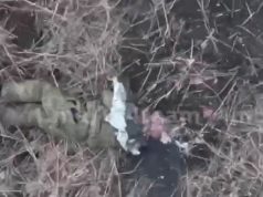 Окупант втратив голову після скиду із українського дрона. ВIДЕО 18+ Окупант-втратив-голову-після-скиду-із-українського-дрона.-ВiДЕО-18+