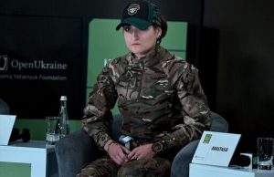 ЗСУ потрібна ротація, оскільки бійці втомилися, – військова-учасниця КБФ для молоді. ВIДЕО ЗСУ-потрібна-ротація,-оскільки-бійці-втомилися,-–-військова-учасниця-КБФ-для-молоді.-ВiДЕО