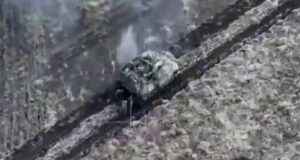 Бійці 10-ї ОГШБр знищили російську бронемашину з десантом на Сіверському напрямку. ВIДЕО Бійці-10-ї-ОГШБр-знищили-російську-бронемашину-з-десантом-на-Сіверському-напрямку.-ВiДЕО