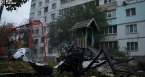 Понад 900 КАБів та майже 500 “Шахедів”, – Зеленський розповів, чим била РФ по Україні... Понад-900-КАБів-та-майже-500-“Шахедів”,-–-Зеленський-розповів,-чим-била-РФ-по-Україні.