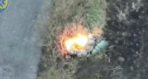 Поранений російський солдат підірвав себе гранатою. ВIДЕО Поранений-російський-солдат-підірвав-себе-гранатою.-ВiДЕО