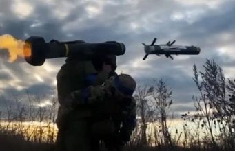 Морпіхи із 36-ї бригади знищують російську БМП із ПТРК “Javelin”. ВIДЕО Морпіхи-із-36-ї-бригади-знищують-російську-БМП-із-ПТРК-“javelin”.-ВiДЕО