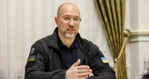 “Воюй або працюй”: повістки передусім надсилають тим, хто не платить податки, – Шмигаль. ВIДЕО “Воюй-або-працюй”:-повістки-передусім-надсилають-тим,-хто-не-платить-податки,-–-Шмигаль.-ВiДЕО