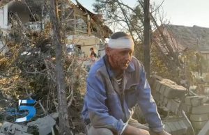 Російська ракета поцілили у будинок у Запоріжжі: “Дах на мене упав, а сім’я у будинку... Російська-ракета-поцілили-у-будинок-у-Запоріжжі:-“Дах-на-мене-упав,-а-сім’я-у-будинку.