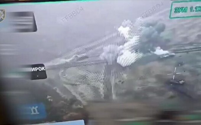 За жовтень було знищено 7 БТР, 7 БМП, 1 бронеавтомобіль, 5 танків “Т-72” окупантів в... За-жовтень-було-знищено-7-БТР,-7-БМП,-1-бронеавтомобіль,-5-танків-“Т-72”-окупантів-в.