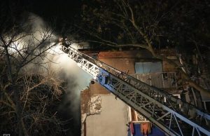 Ворог атакував Миколаїв дронами: 5 людей загинули (оновлено). ВІДЕО+ФОТОрепортаж Ворог-атакував-Миколаїв-дронами:-5-людей-загинули-(оновлено).-ВІДЕО+ФОТОрепортаж