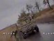 Російські солдати на ходу вистрибують з багі, аби врятуватися від атаки дрона-камікадзе. ВIДЕО Російські-солдати-на-ходу-вистрибують-з-багі,-аби-врятуватися-від-атаки-дрона-камікадзе.-ВiДЕО