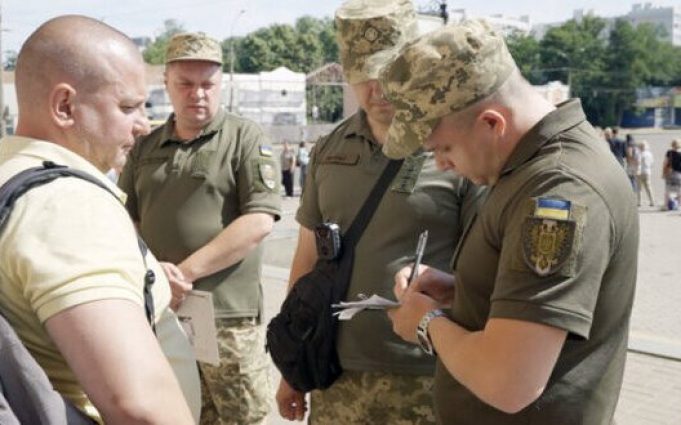 У Раді пропонують розформувати ТЦК: Можна створити понад 10 бригад. ВIДЕО У-Раді-пропонують-розформувати-ТЦК:-Можна-створити-понад-10-бригад.-ВiДЕО