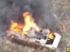 Ворожа бронемашина вибухає та горить після атаки дрона-камікадзе “Дикі шершні”. ВIДЕО Ворожа-бронемашина-вибухає-та-горить-після-атаки-дрона-камікадзе-“Дикі-шершні”.-ВiДЕО