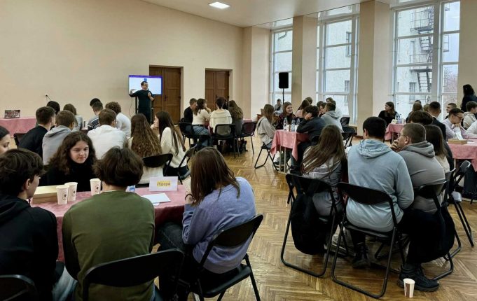 У Нововолинську провели «Інтелектуальну шкільну лігу» серед старшокласників У-Нововолинську-провели-«Інтелектуальну-шкільну-лігу»-серед-старшокласників