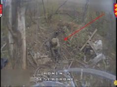 Окупант клює носом в окопі, поки на нього летить український дрон-камікадзе. ВIДЕО Окупант-клює-носом-в-окопі,-поки-на-нього-летить-український-дрон-камікадзе.-ВiДЕО