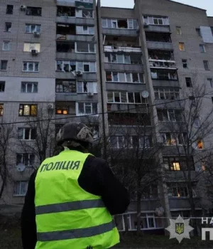 Через-атаку-“шахедів”-на-Суми-12-поранених:-показали-наслідки