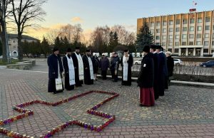 У Нововолинську вшанували жертв Голодоморів У-Нововолинську-вшанували-жертв-Голодоморів
