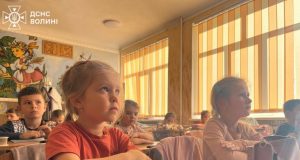 Фахівці ДСНС провели пізнавальні заходи для школярів Нововолинської громади